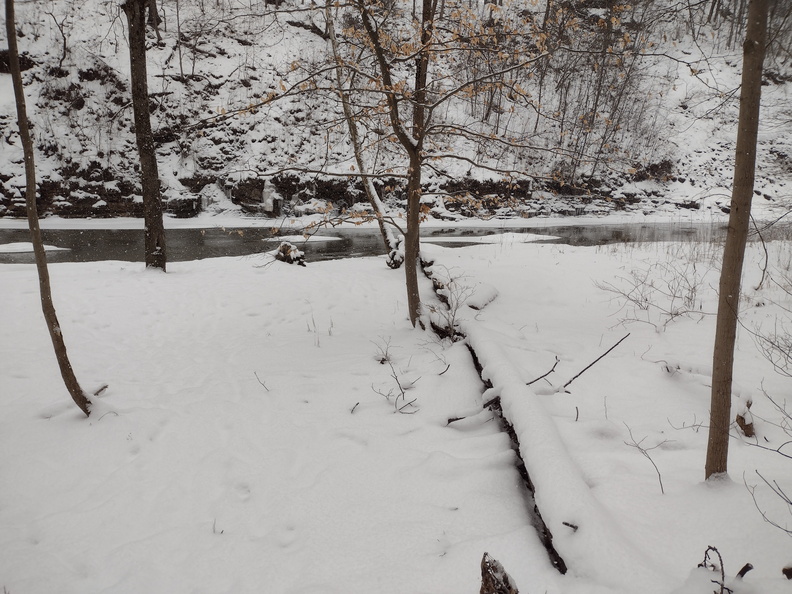 berea-falls-sledding-hill-2025-0129 2025